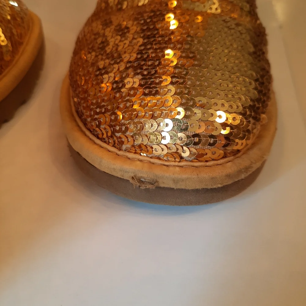 Ugg Classic Short Gold Sequin Boots - Picture 7 of 9